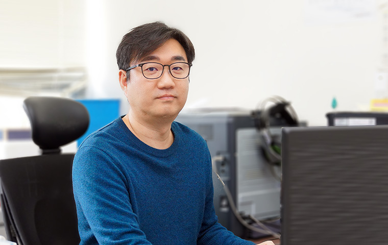이윤태